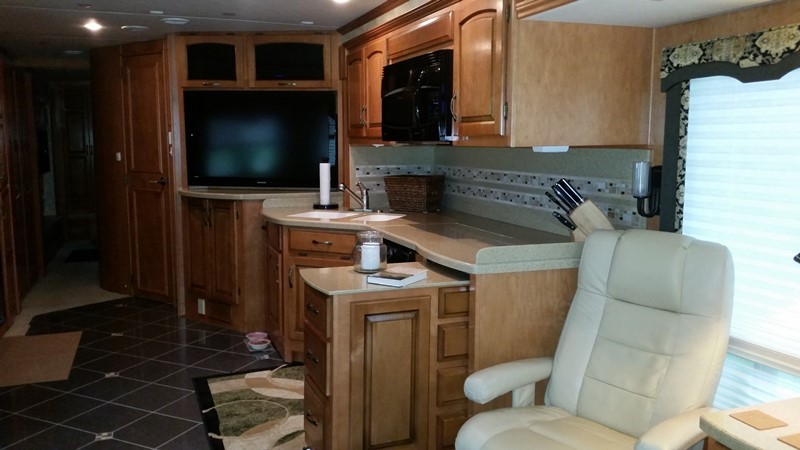 2009 Newmar Dutch Star 4386 - 006