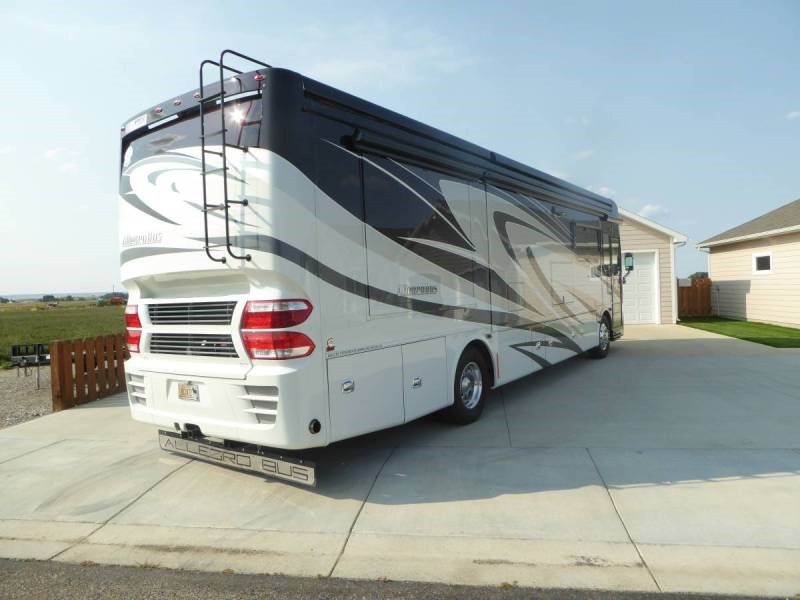 2014 Tiffin Allegro Bus 37AP - 005