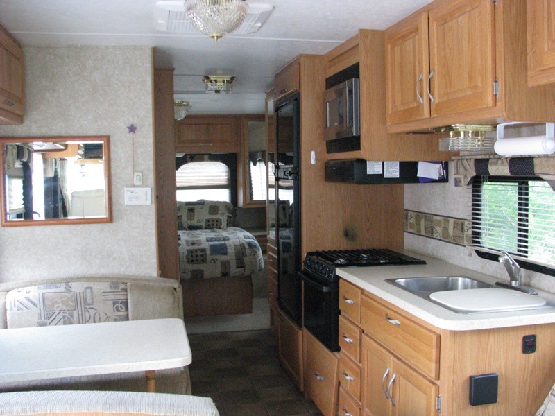 2006 Four Winds Hurricane 30Q - 005