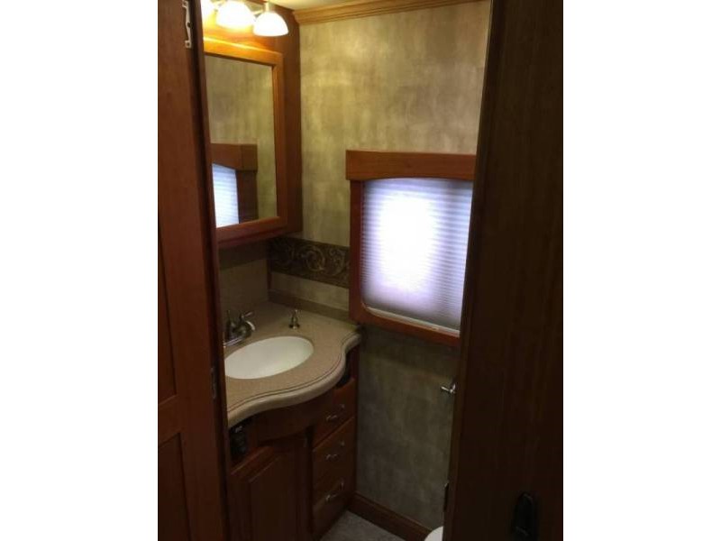 2009 Tiffin Allegro Bus 43QRP - 014