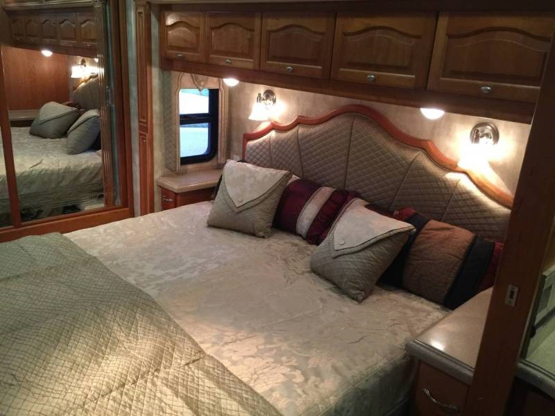 2009 Tiffin Allegro Bus 43QRP - 019