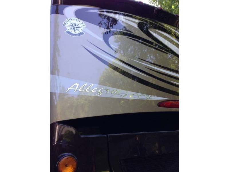 2013 Tiffin Allegro Breeze 32BR - 007