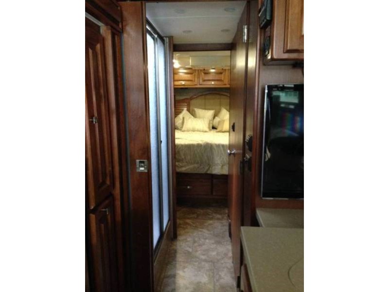 2013 Tiffin Allegro Breeze 32BR - 015