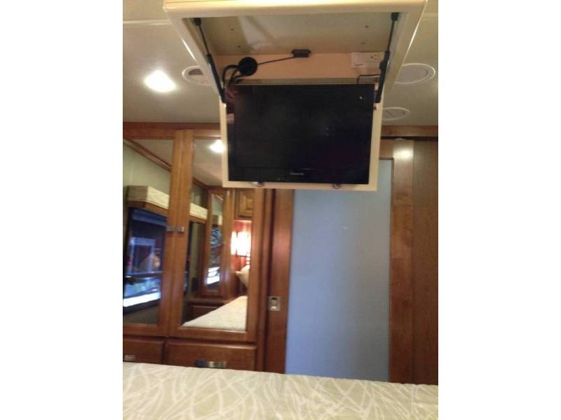 2013 Tiffin Allegro Breeze 32BR - 022