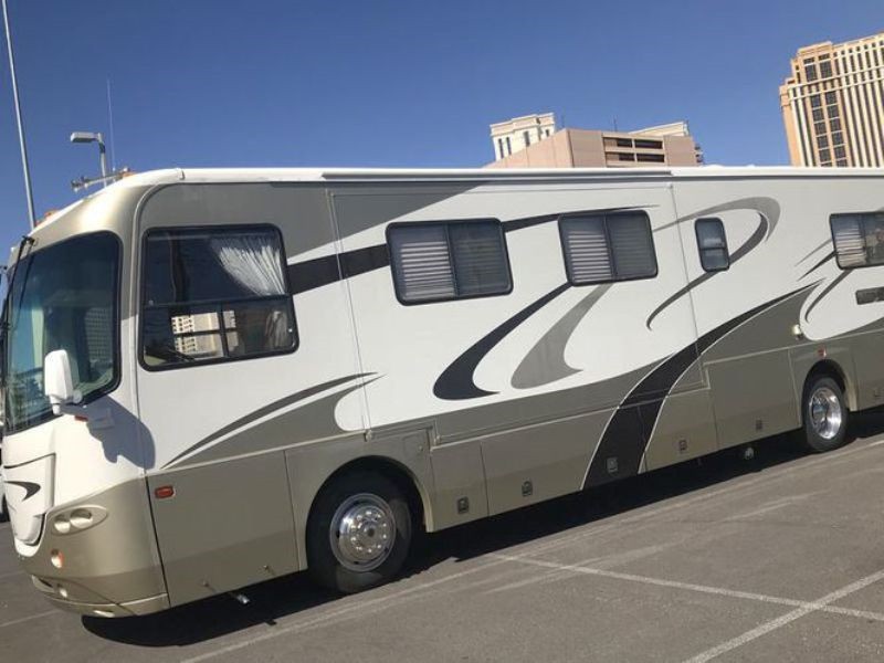 2005 Coachman Cross Country - 001