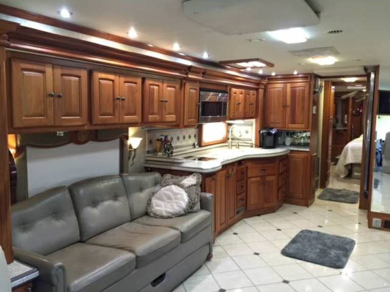 2005 Tiffin Zephyr - 004