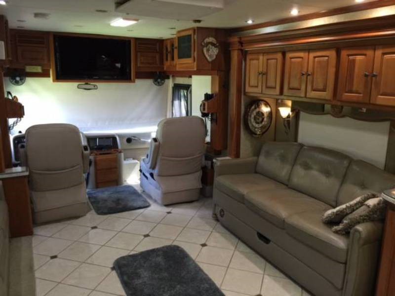 2005 Tiffin Zephyr - 008