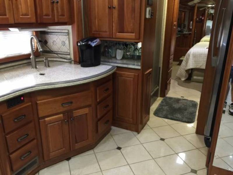 2005 Tiffin Zephyr - 009