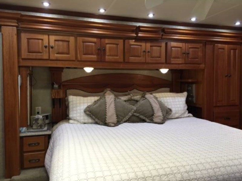 2005 Tiffin Zephyr - 020