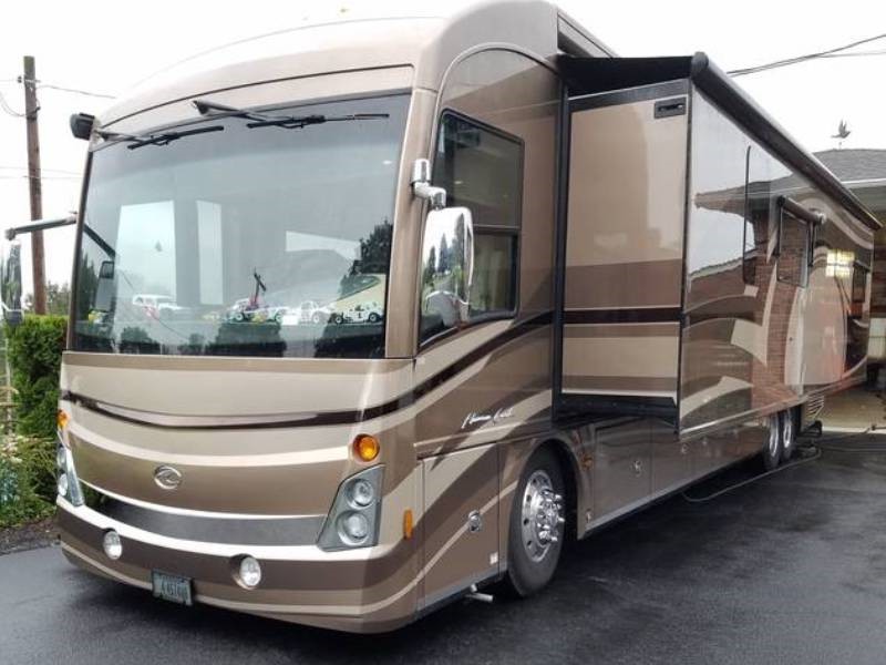 2016 American Coach American Tradition 42G -012