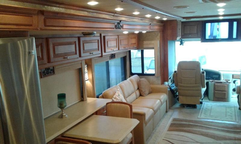 2010 Tiffin Allegro Phaeton 40QTH - 003