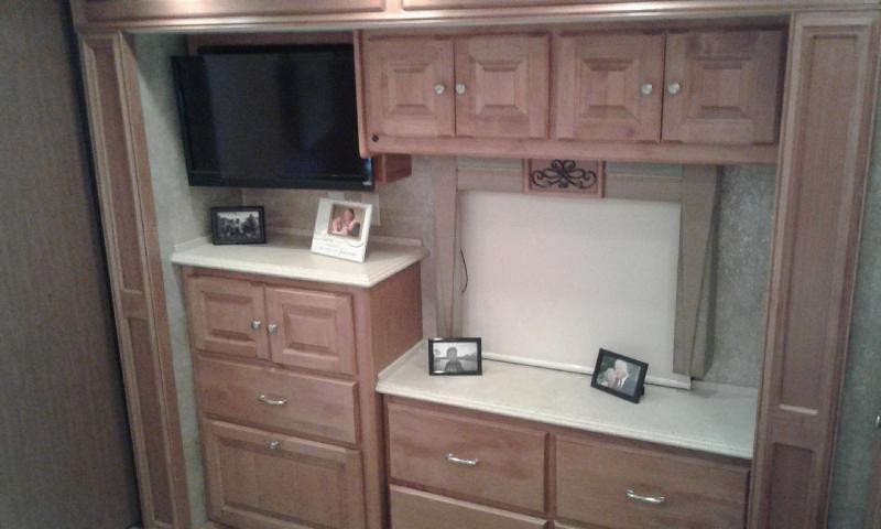 2010 Tiffin Allegro Phaeton 40QTH - 009
