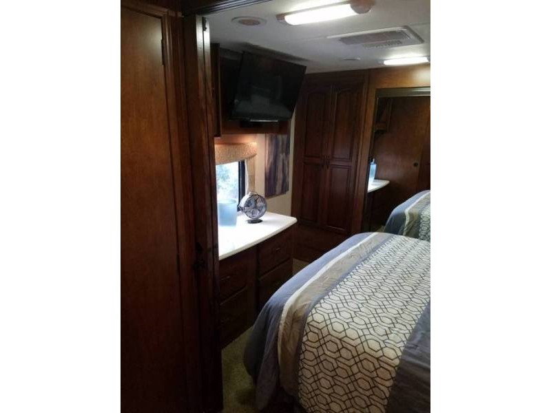 2013 Coachmen Cross Country 390TS - 018