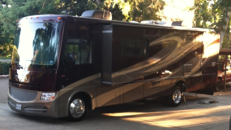 2013 Itasca Sunova 33C - 002