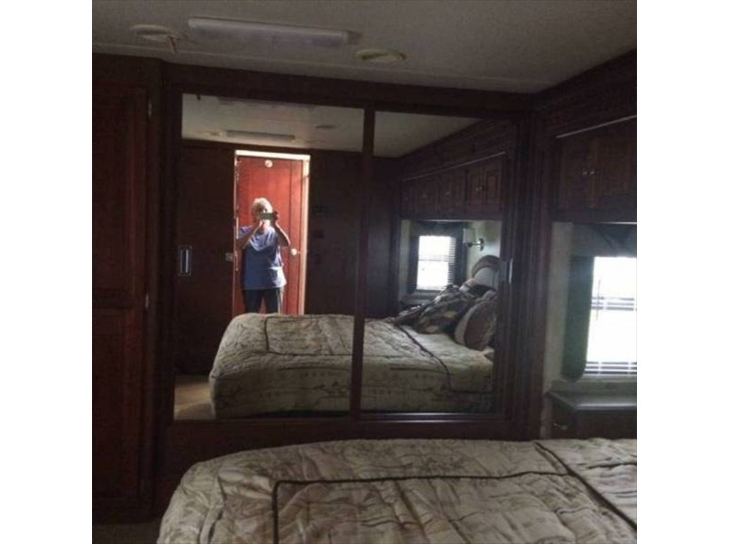 2008 Tiffin Phaeton 40QDH - 018