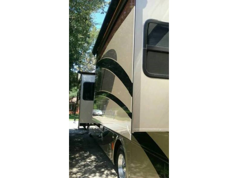 2008 Tiffin Phaeton 40QDH - 023