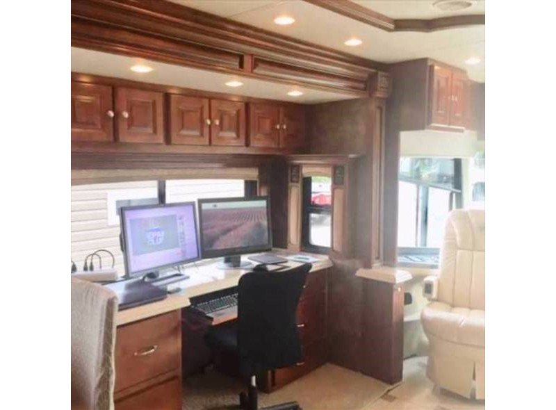 2011 Tiffin Allegro Bus 40QXP - 005