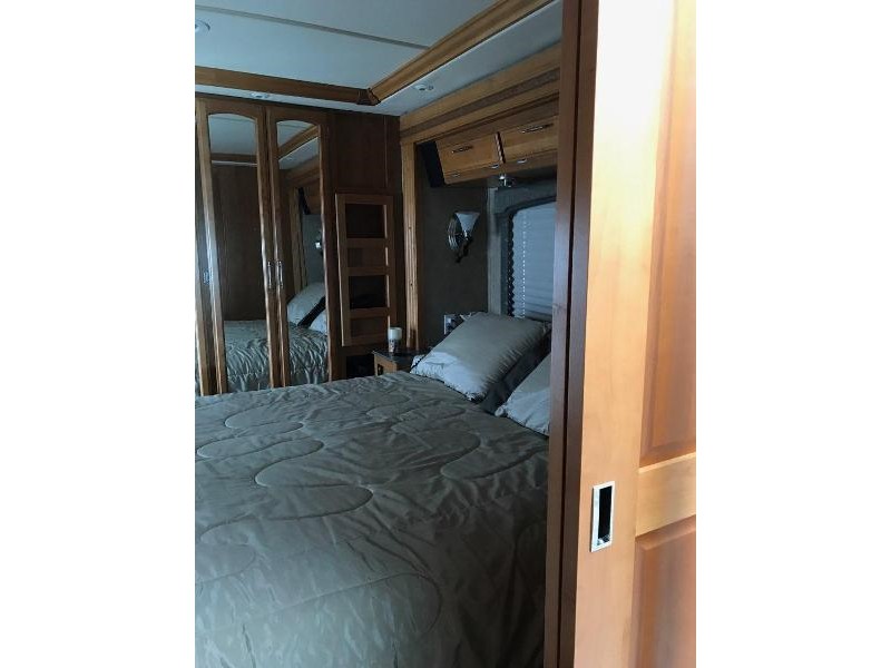 2007 Fleetwood Excursion 39S - 010