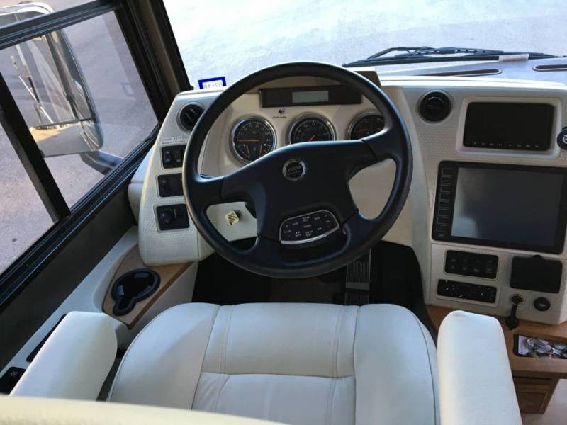 2014 Itasca Meridian 36M - 023