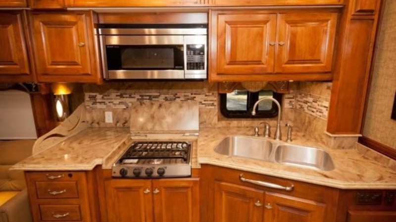 2014 Tiffin Phaeton 40QBH - 008