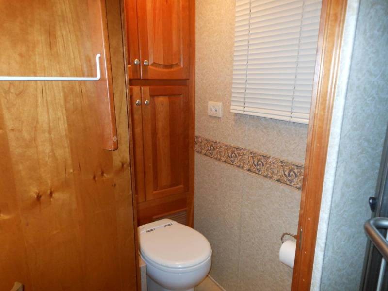 2008 Newmar Dutch Star 4354 - 023