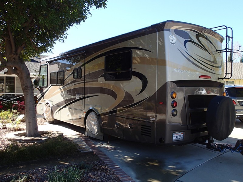 2013 Tiffin Allegro Breeze 28BR - 004