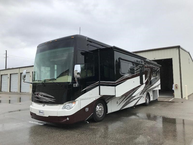 2014 Tiffin Allegro Bus 37AP - 002