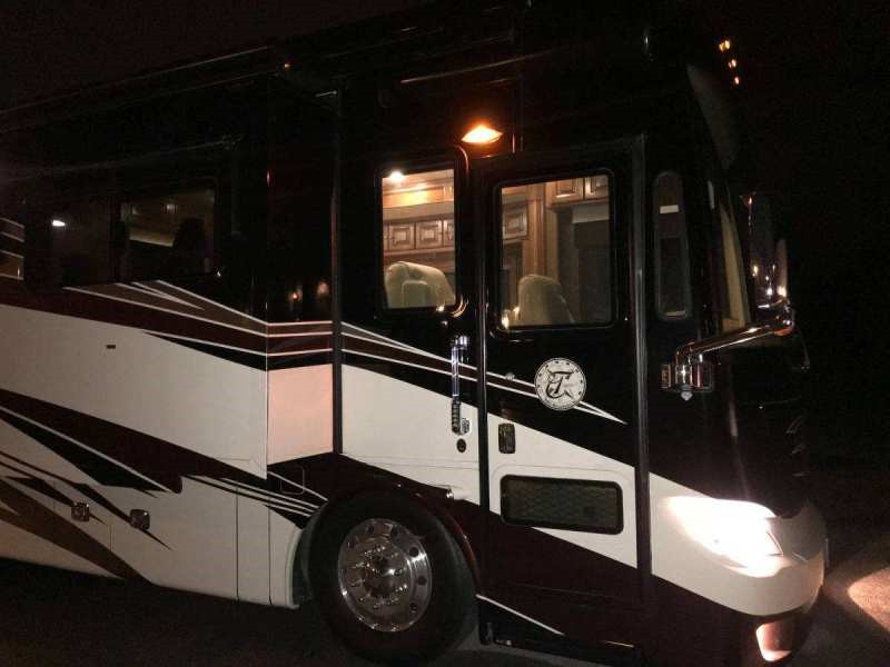 2014 Tiffin Allegro Bus 37AP - 006