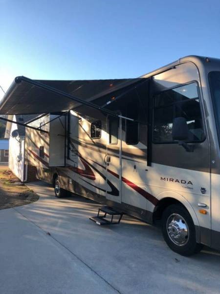 2012 Coachmen Mirada 34BH - 001