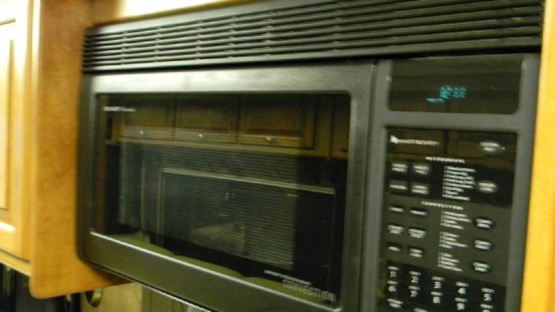 2008 Tiffin Phaeton 40QSH - 015