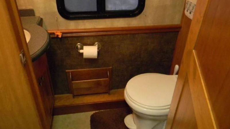 2008 Tiffin Phaeton 40QSH - 016