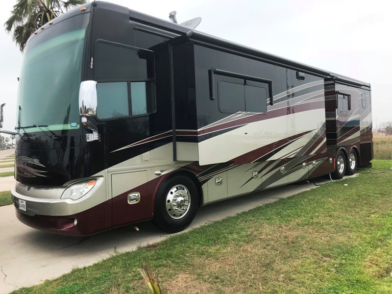 2014 Tiffin Allegro Bus 45LP - 001