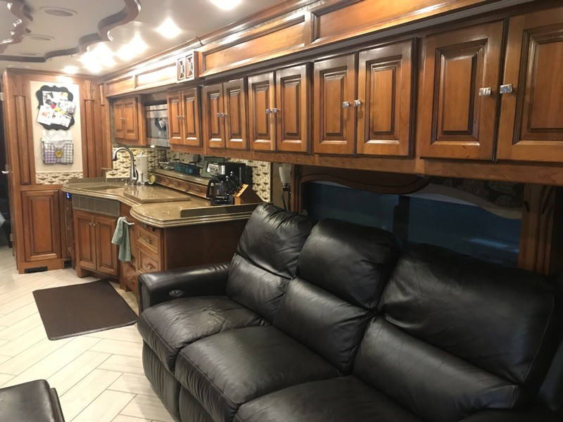 2014 Tiffin Allegro Bus 45LP - 005