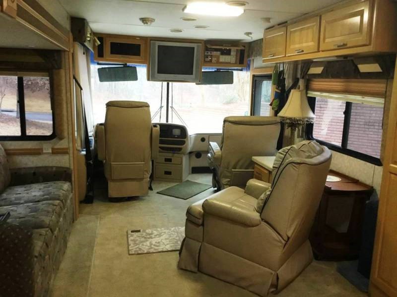 2003 Newmar Dutch Star 4004 - 005