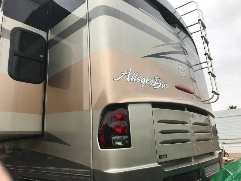 2005 Tiffin Allegro Bus 40TSP - 003
