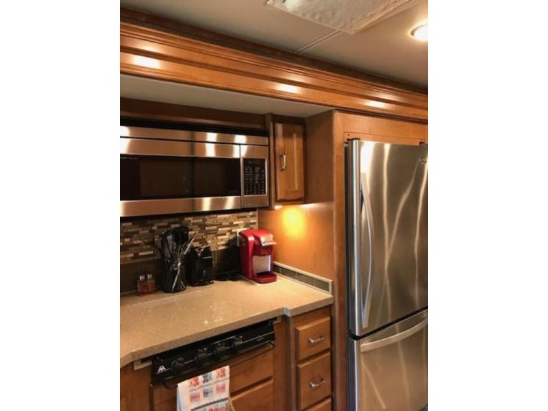 2017 Tiffin Allegro Red 33AA - 016