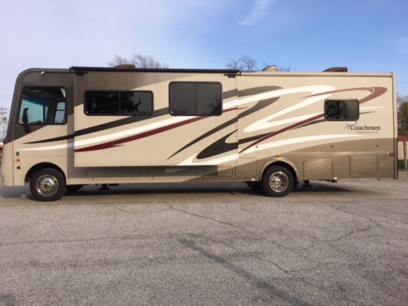 2014 Coachmen Mirada 32DS - 003