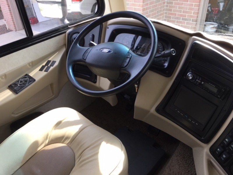 2014 Coachmen Mirada 32DS - 012