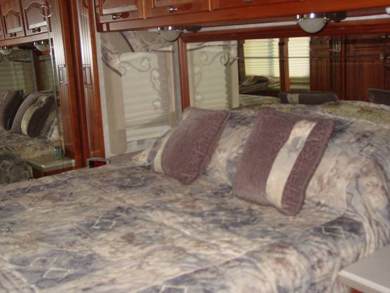 2004 Tiffin Allegro Bus 40DP - 015