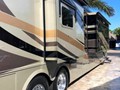 2011 Tiffin Zephyr 45QBZ - 004