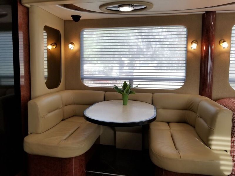 2002 Newell 45 - 005