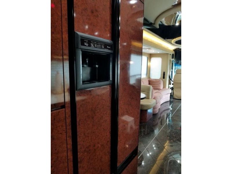 2002 Newell 45 - 012