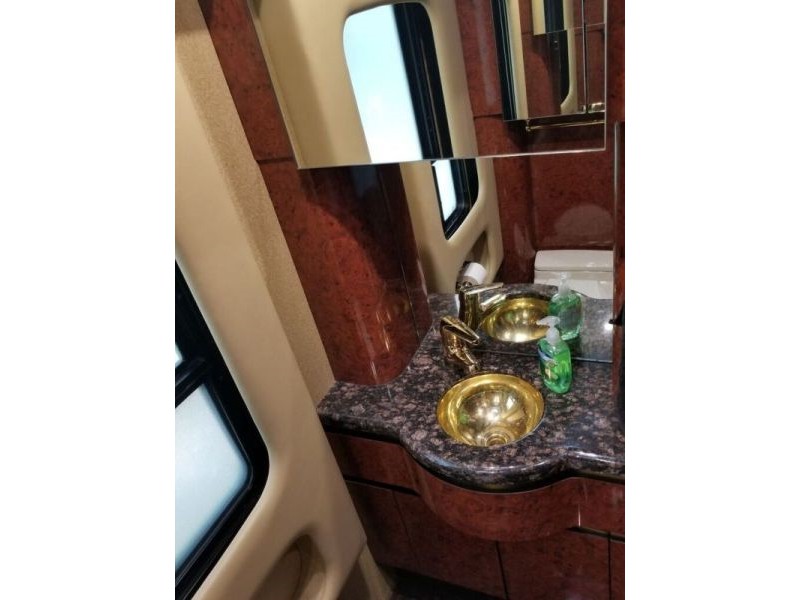 2002 Newell 45 - 015