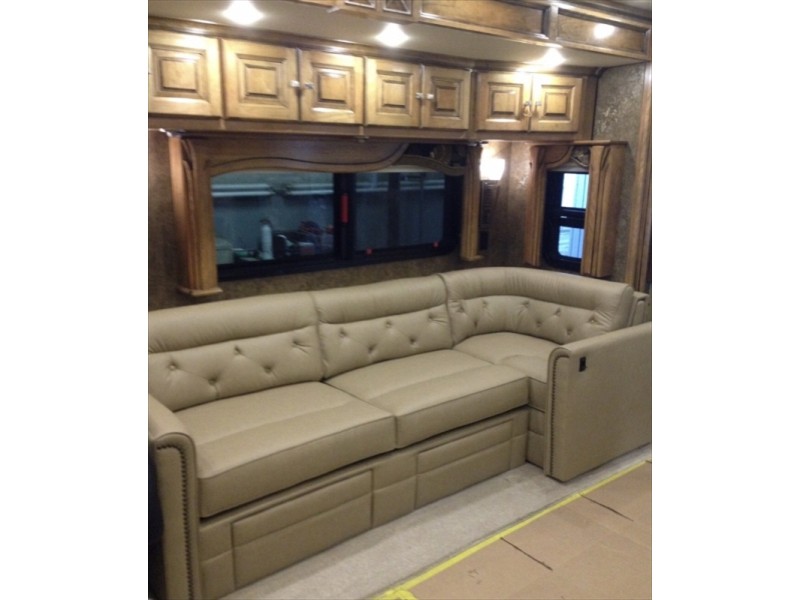 2014 Tiffin Allegro Bus 37AP - 005
