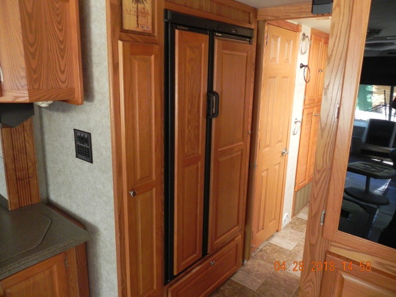 2004 Gulf Stream Crescendo 8408 - 043