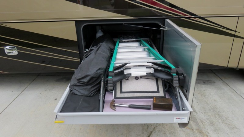 2015 Tiffin Phaeton 40AH - 005