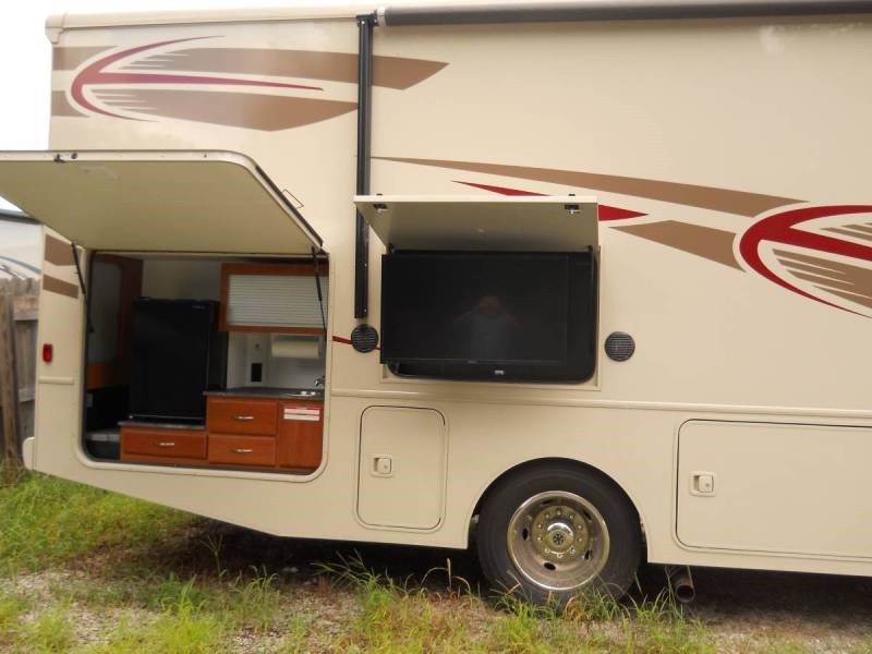 2018 Winnebago Vista 29VE - 003