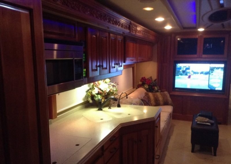 2008 Monaco Dynasty Squire IV - 022