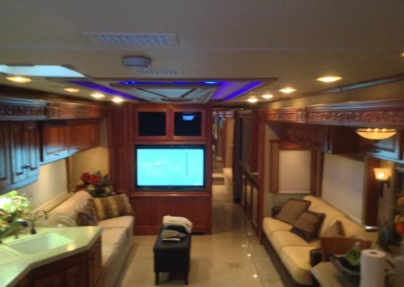 2008 Monaco Dynasty Squire IV - 030