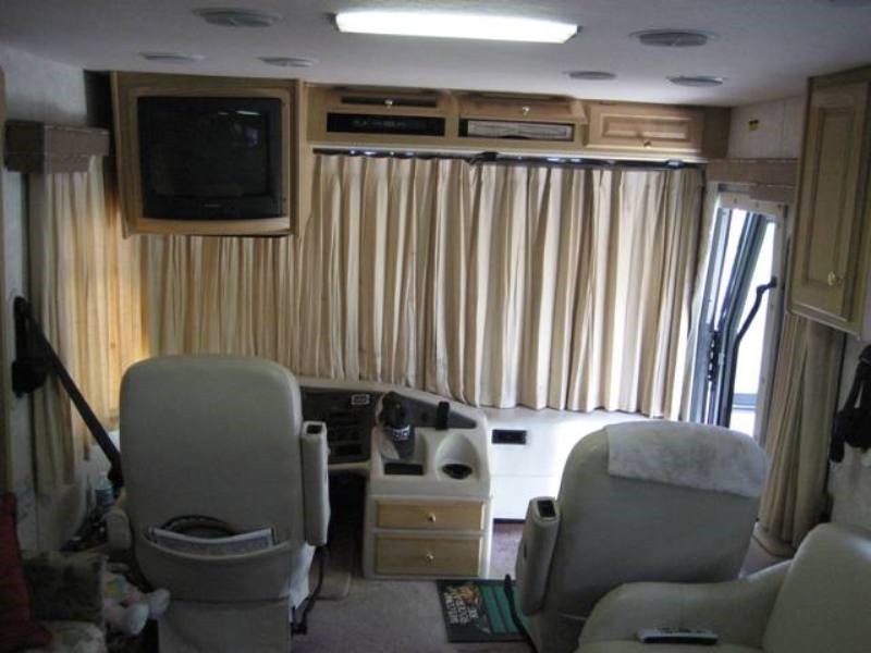 1999 Monaco Diplomat - 010